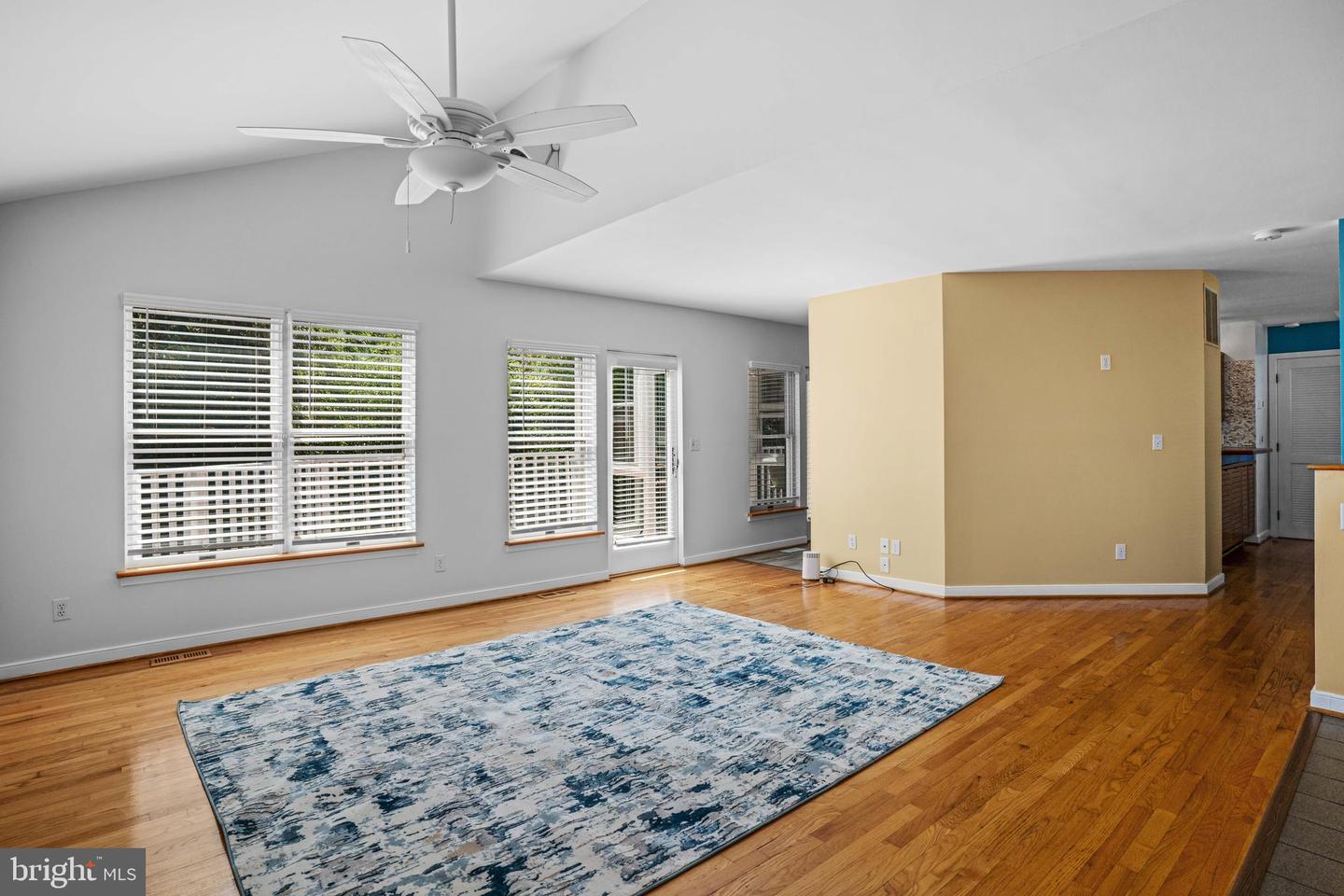 4734 Oak Rd Property Photo 9