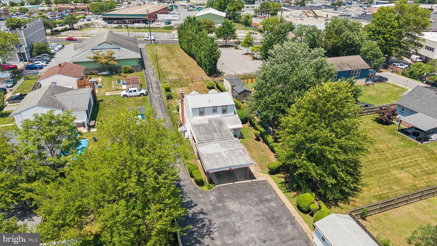 19 Old Solomons Island Rd Property Photo 46