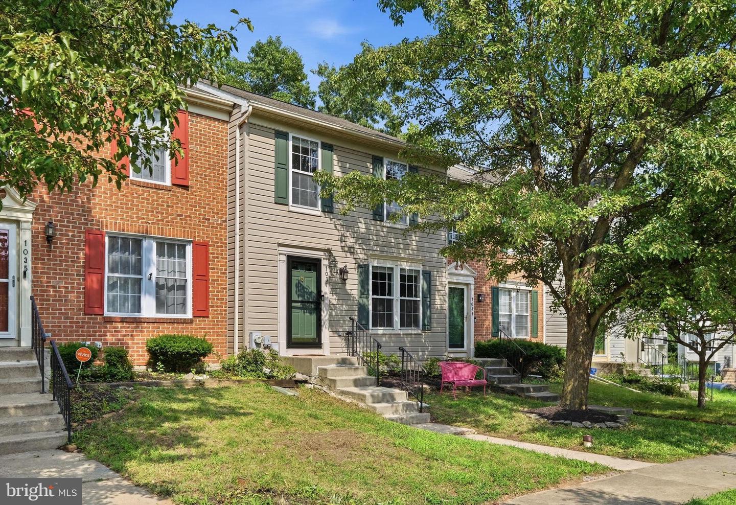 1037 CHESTNUT COVE DR