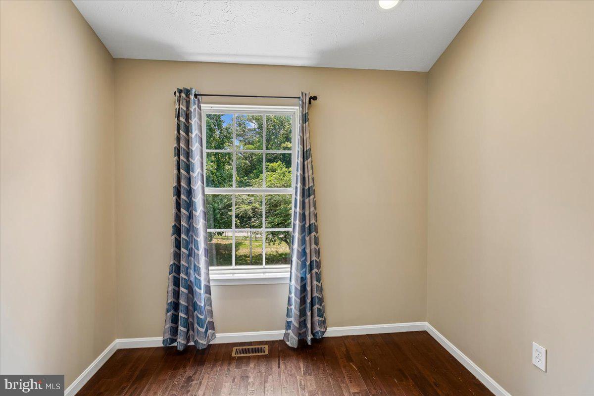 608 Talon Ct Property Photo 15