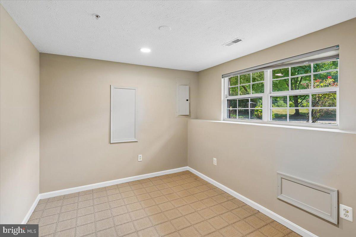 608 Talon Ct Property Photo 19