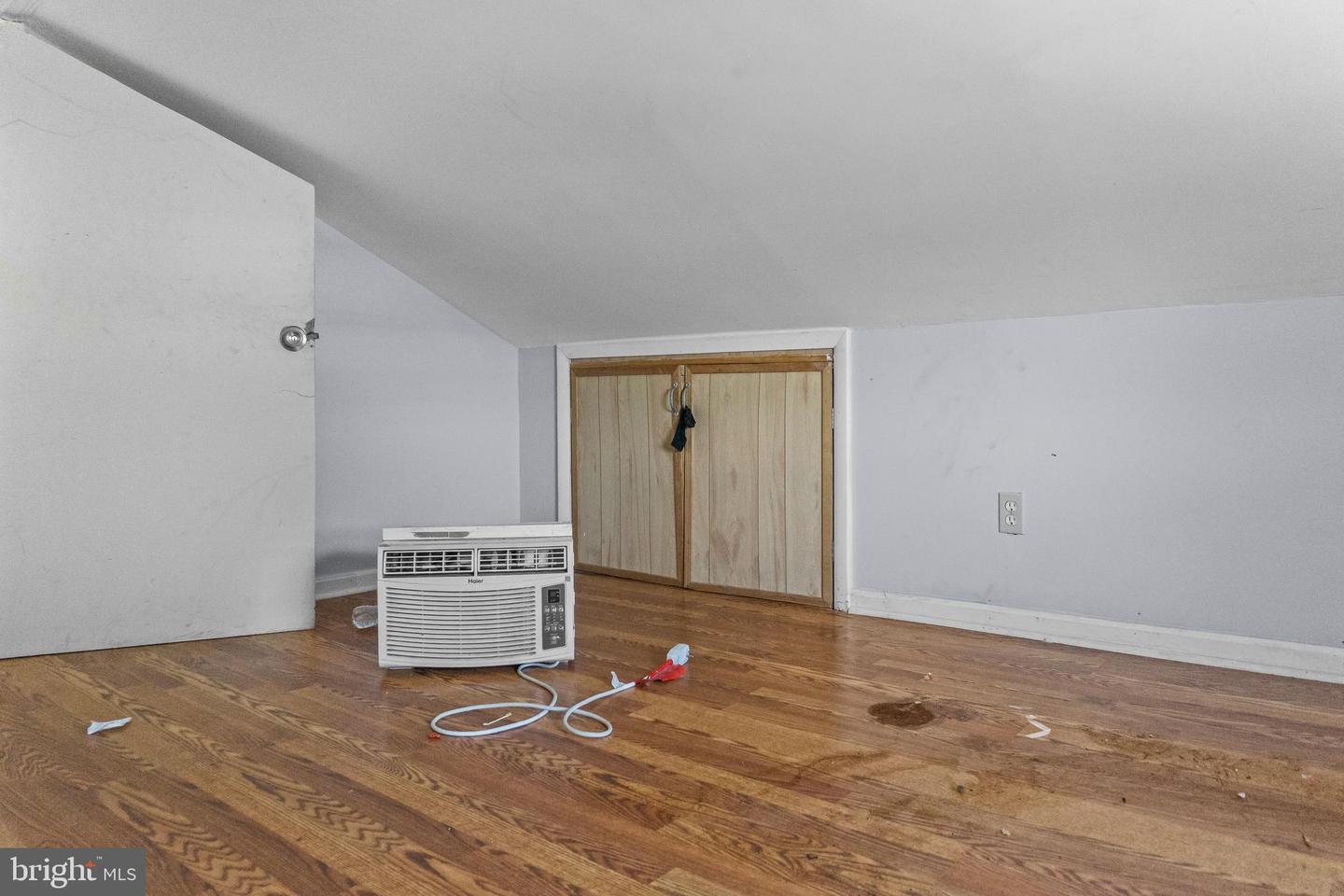 622 Franklin Ave Property Photo 29