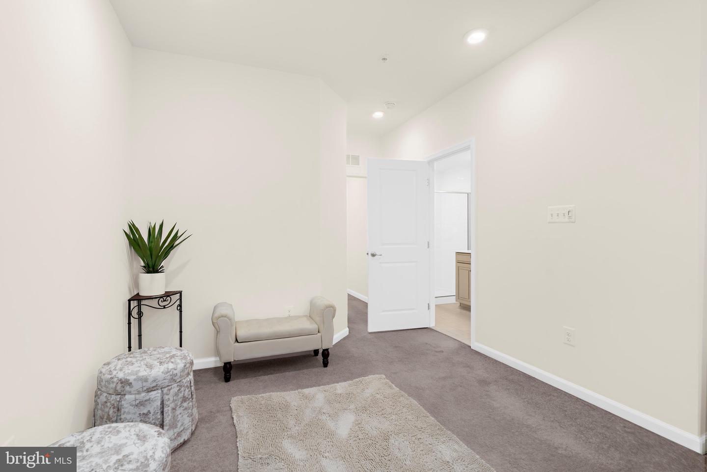 8016 Orchard Grove Rd Property Photo 15