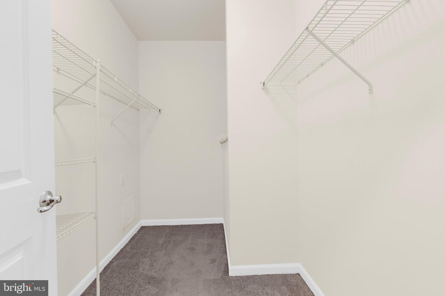 8016 Orchard Grove Rd Property Photo 17
