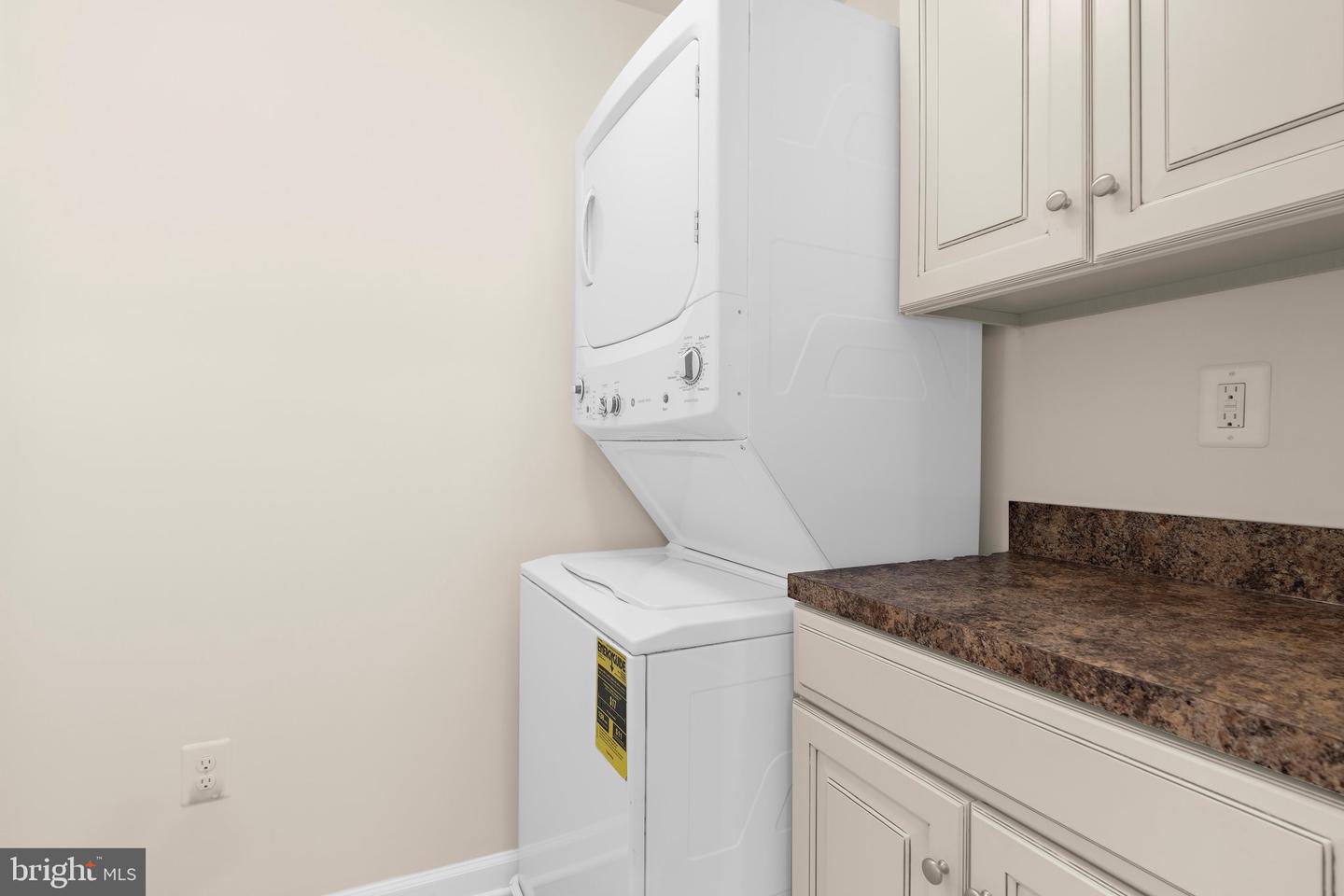 8016 Orchard Grove Rd Property Photo 28