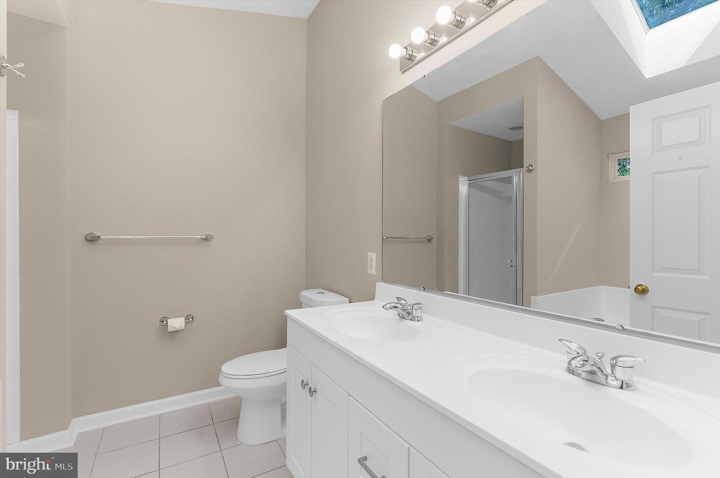 MDAA2150366 Property Photo 41