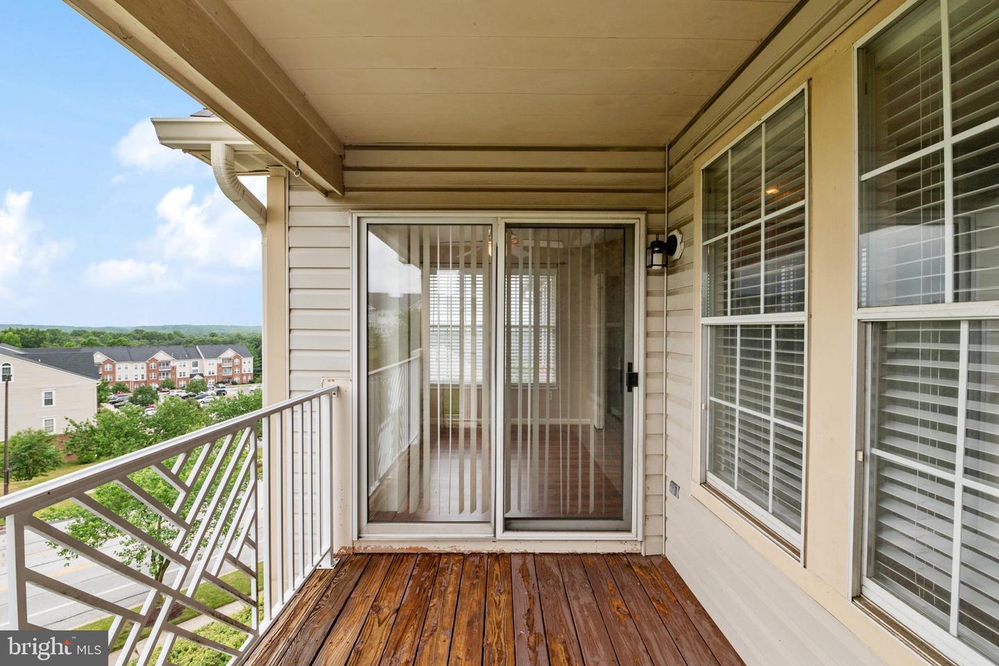 703 Orchard Olook #303 Property Photo 15