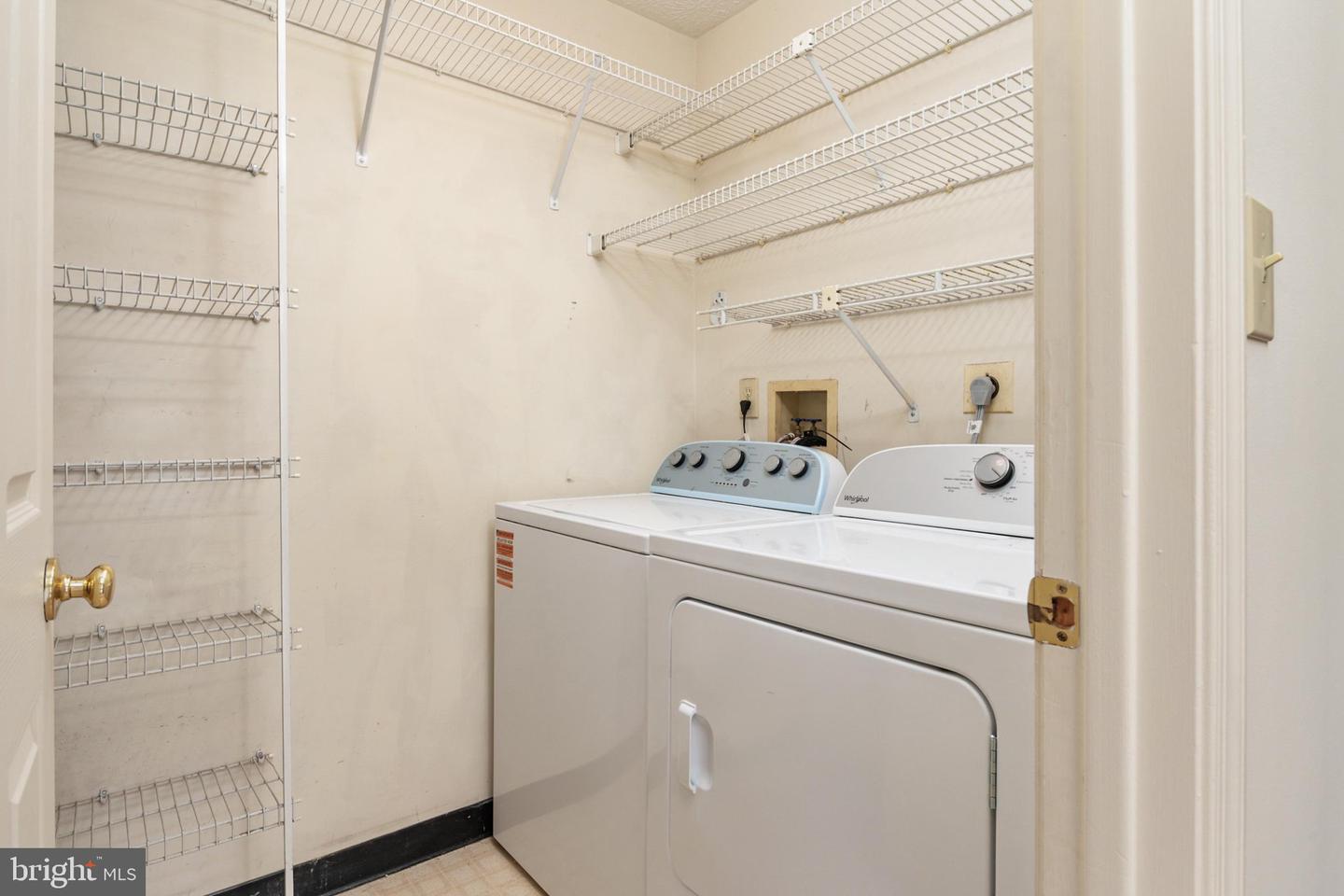 703 Orchard Olook #303 Property Photo 23