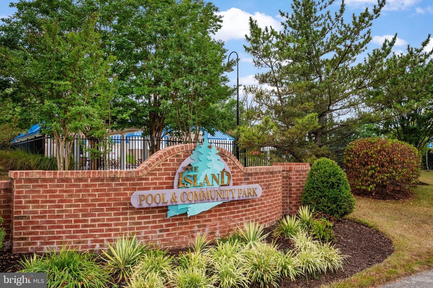 703 Orchard Olook #303 Property Photo 32