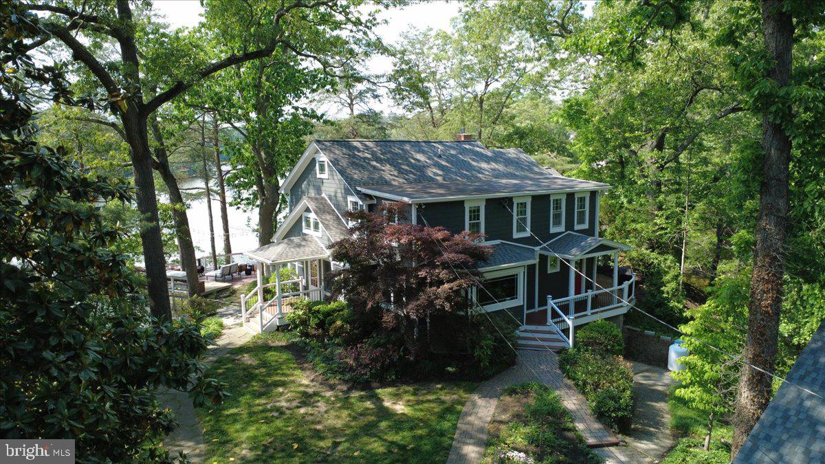 300 Magothy Bridge Rd Property Photo 1