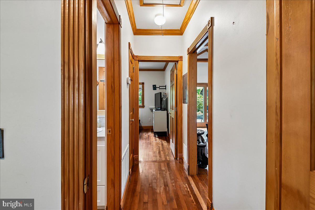 300 Magothy Bridge Rd Property Photo 111