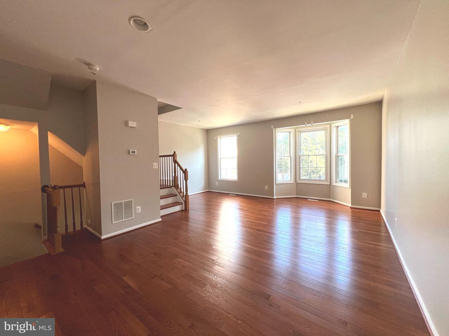 1727 Wood Carriage Way #105 Property Photo 23