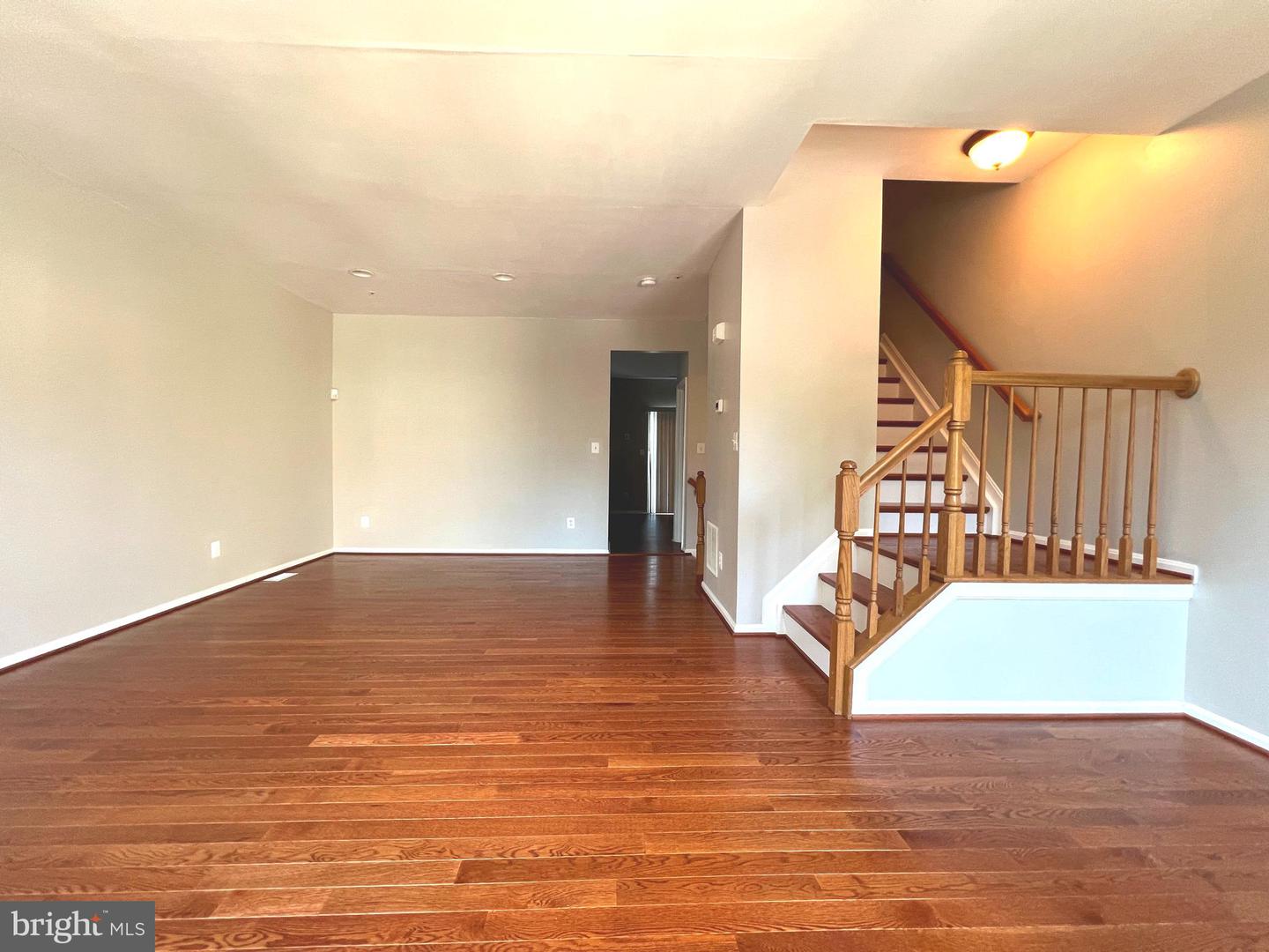 1727 Wood Carriage Way #105 Property Photo 26