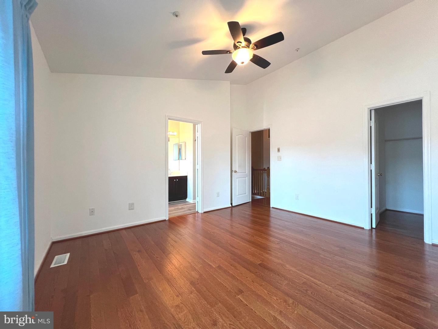 1727 Wood Carriage Way #105 Property Photo 35
