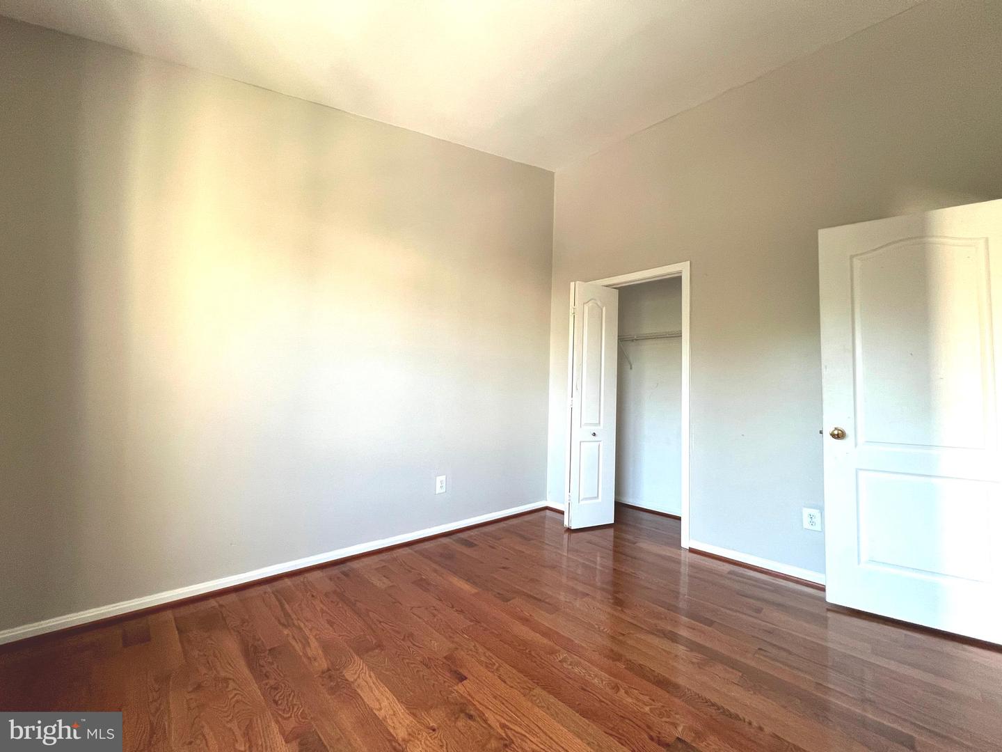 1727 Wood Carriage Way #105 Property Photo 45