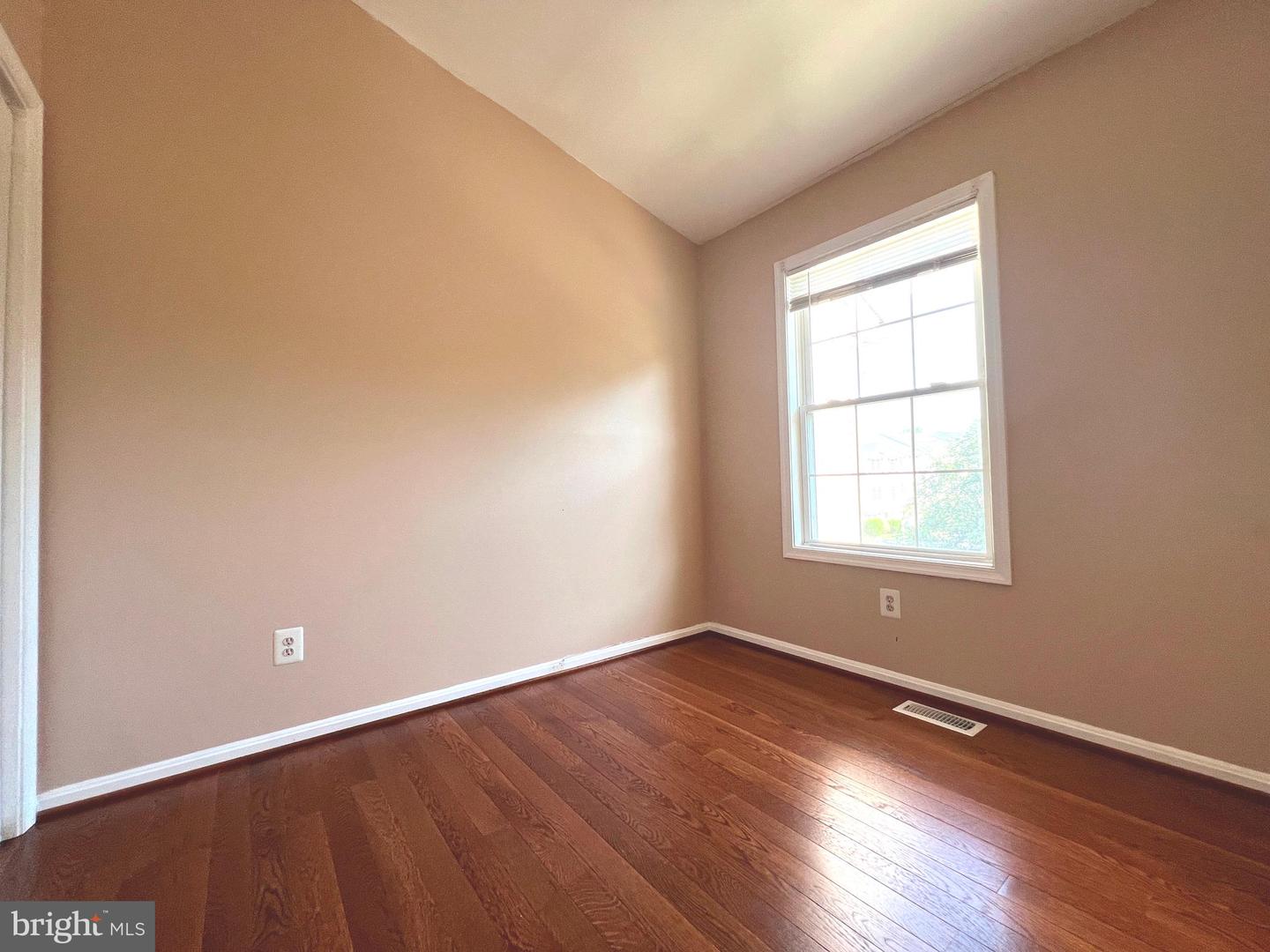 1727 Wood Carriage Way #105 Property Photo 49