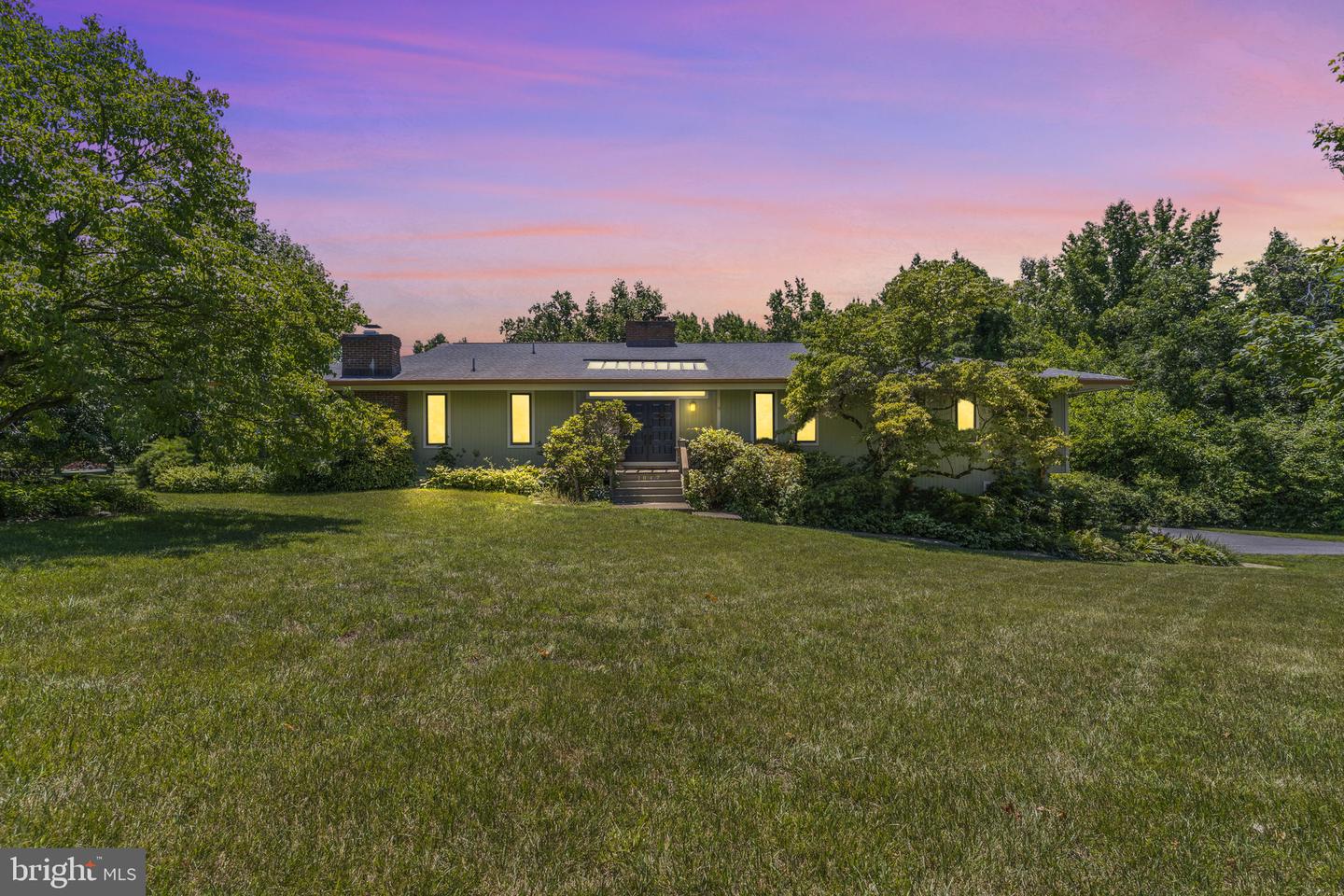 1047 Sugar Maple Dr Property Photo 1