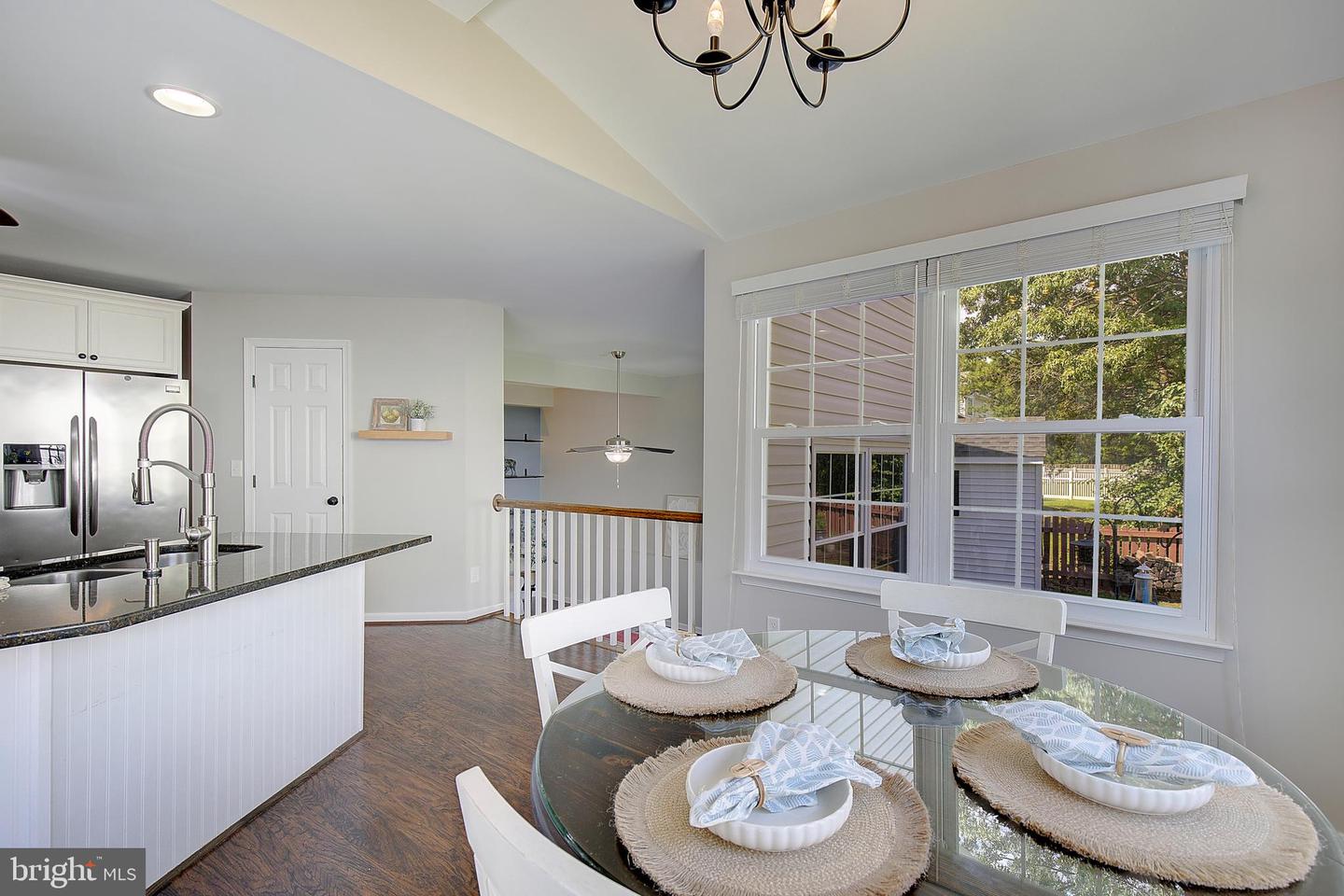 300 Bugle Ct Property Photo 14