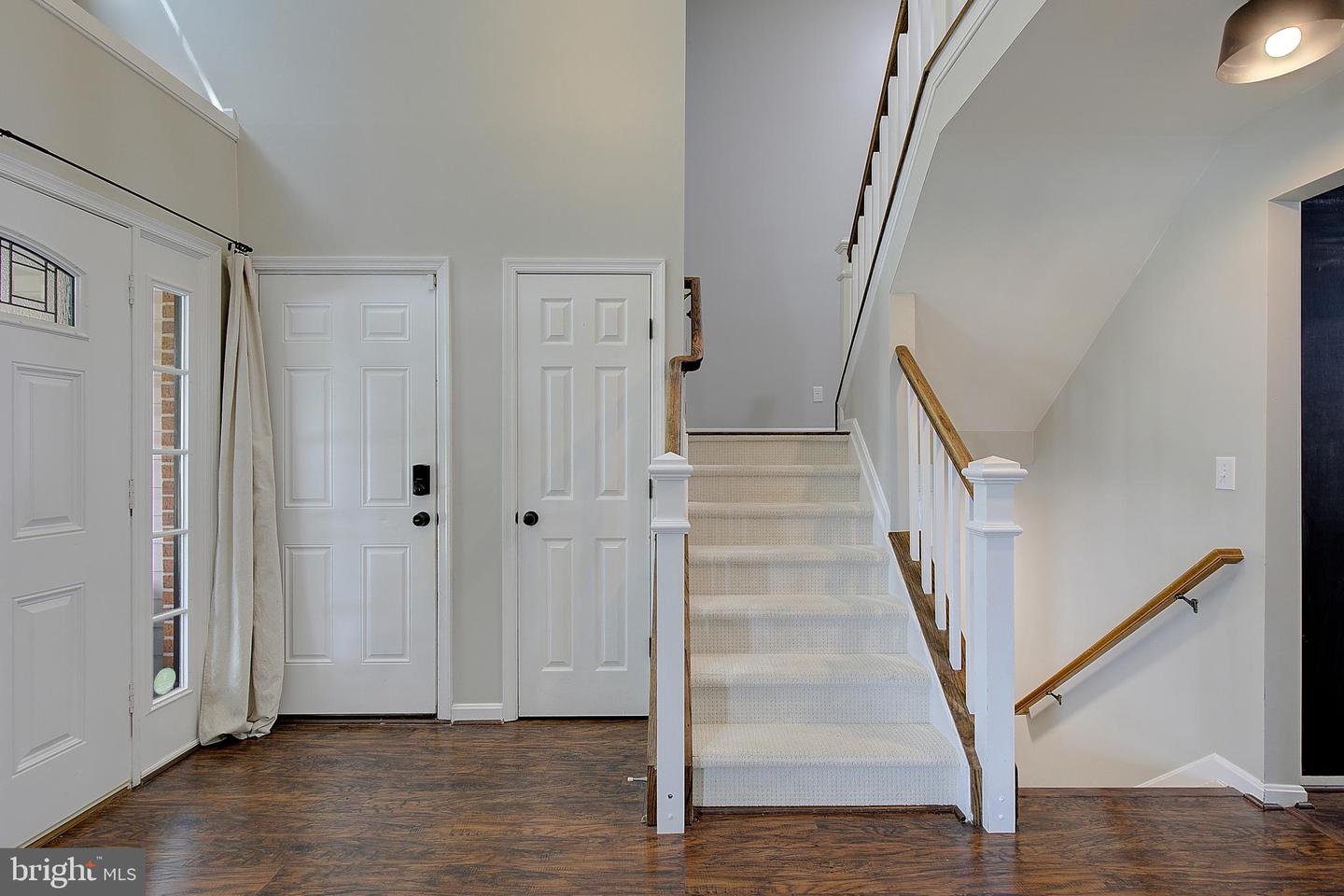 300 Bugle Ct Property Photo 19