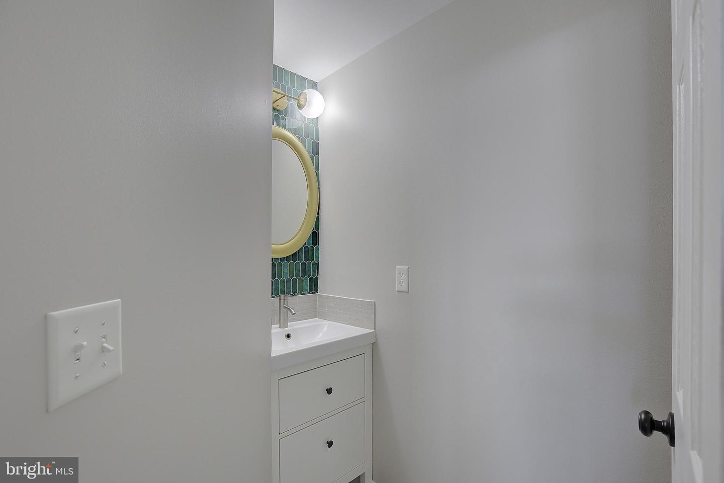 300 Bugle Ct Property Photo 27