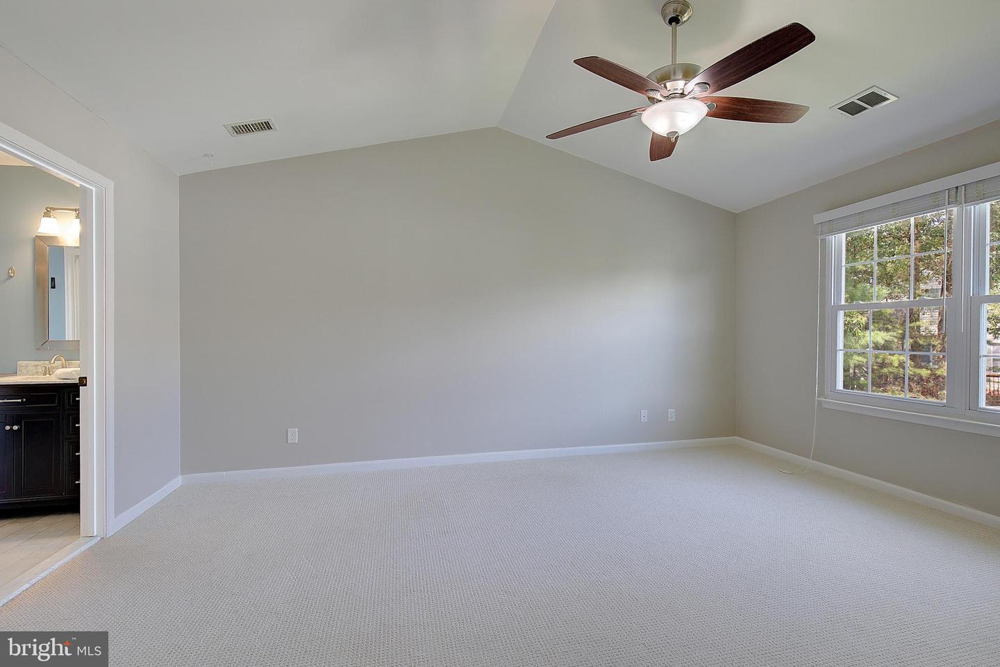 300 Bugle Ct Property Photo 31