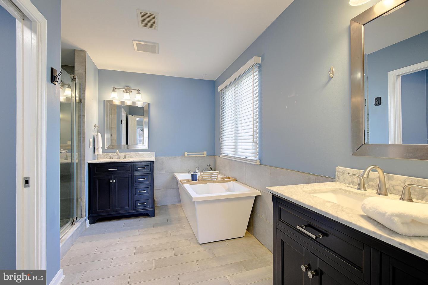 300 Bugle Ct Property Photo 36