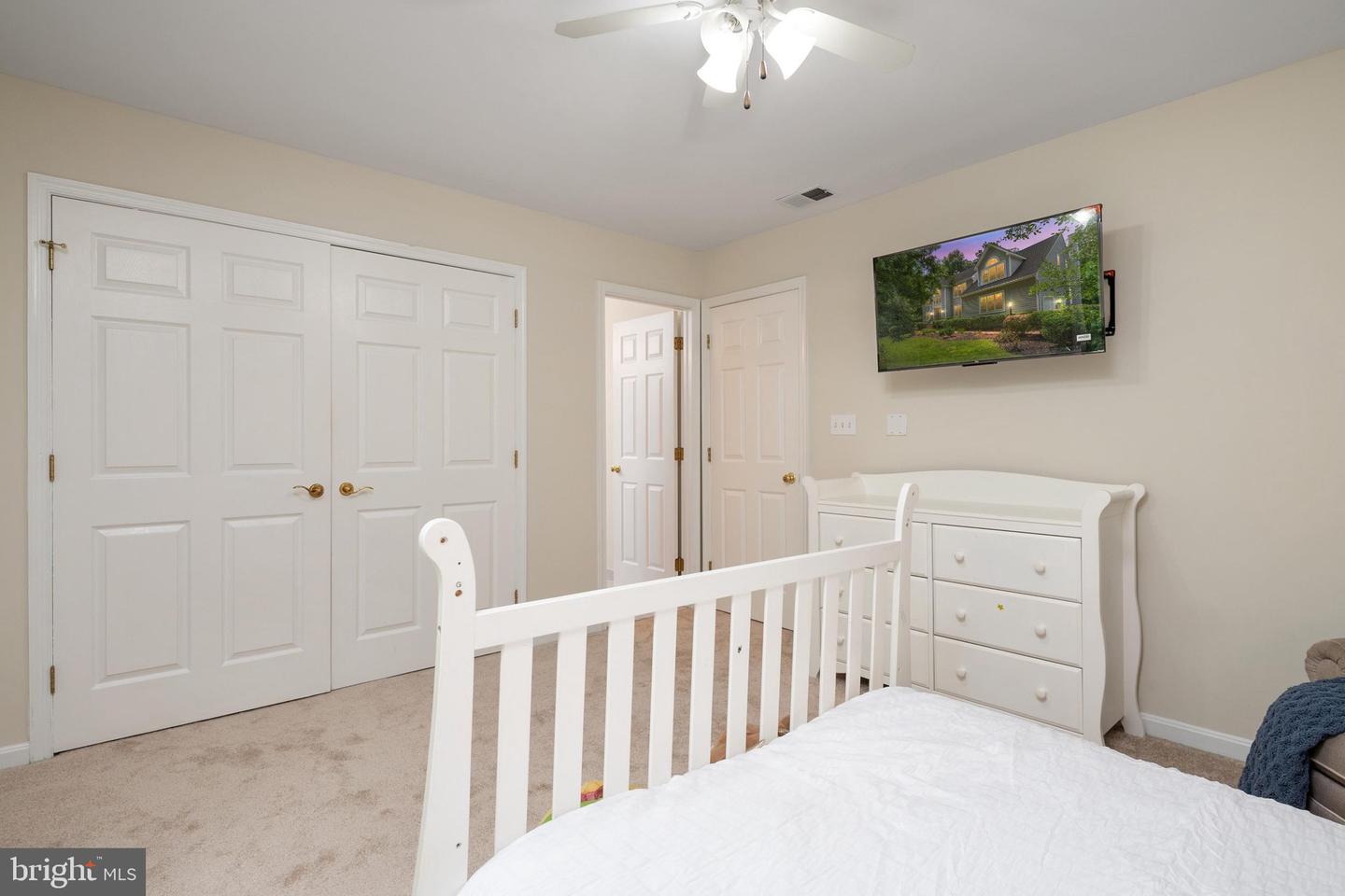 1499 Westcliff Dr Property Photo 32