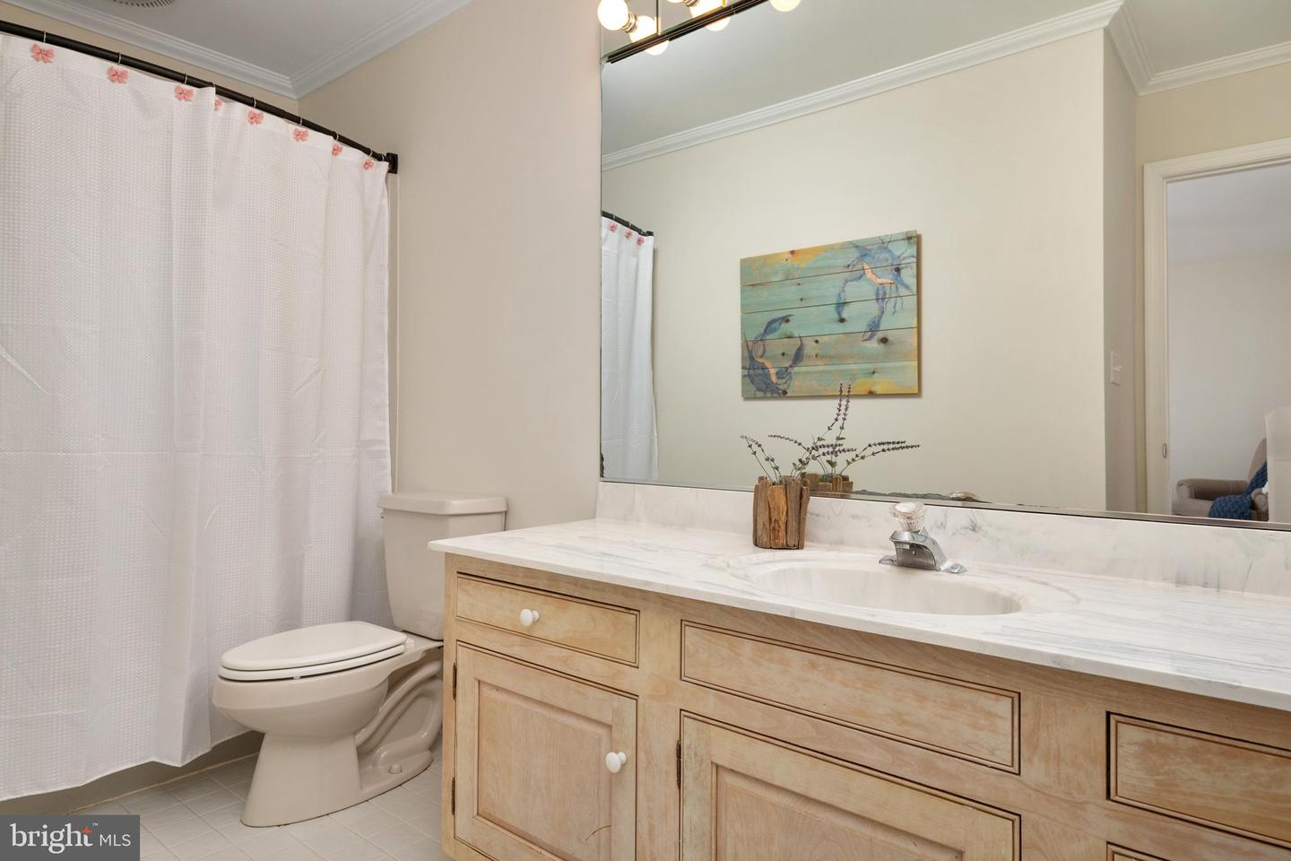 1499 Westcliff Dr Property Photo 33