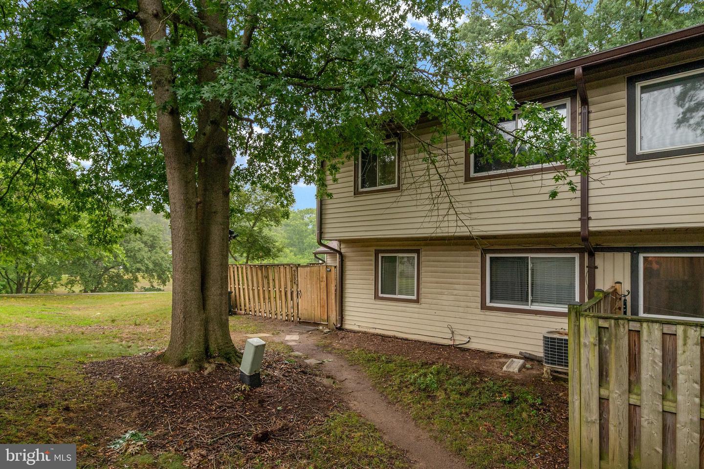2054 Happy Ln Property Photo 1