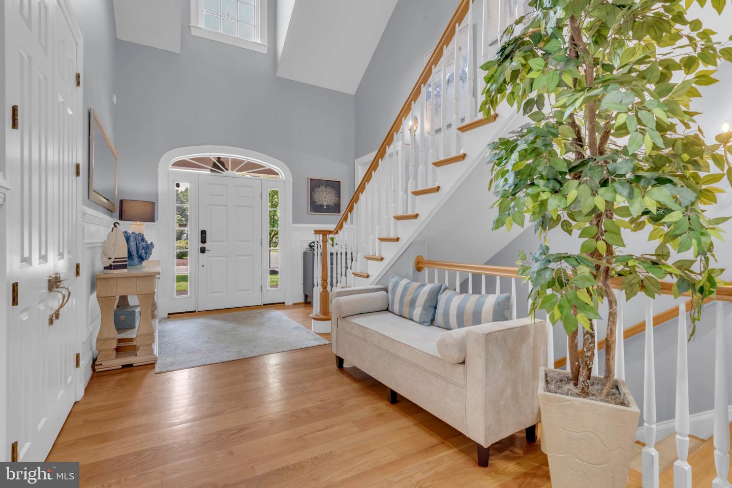 1011 Saint Anne Ln Property Photo 12