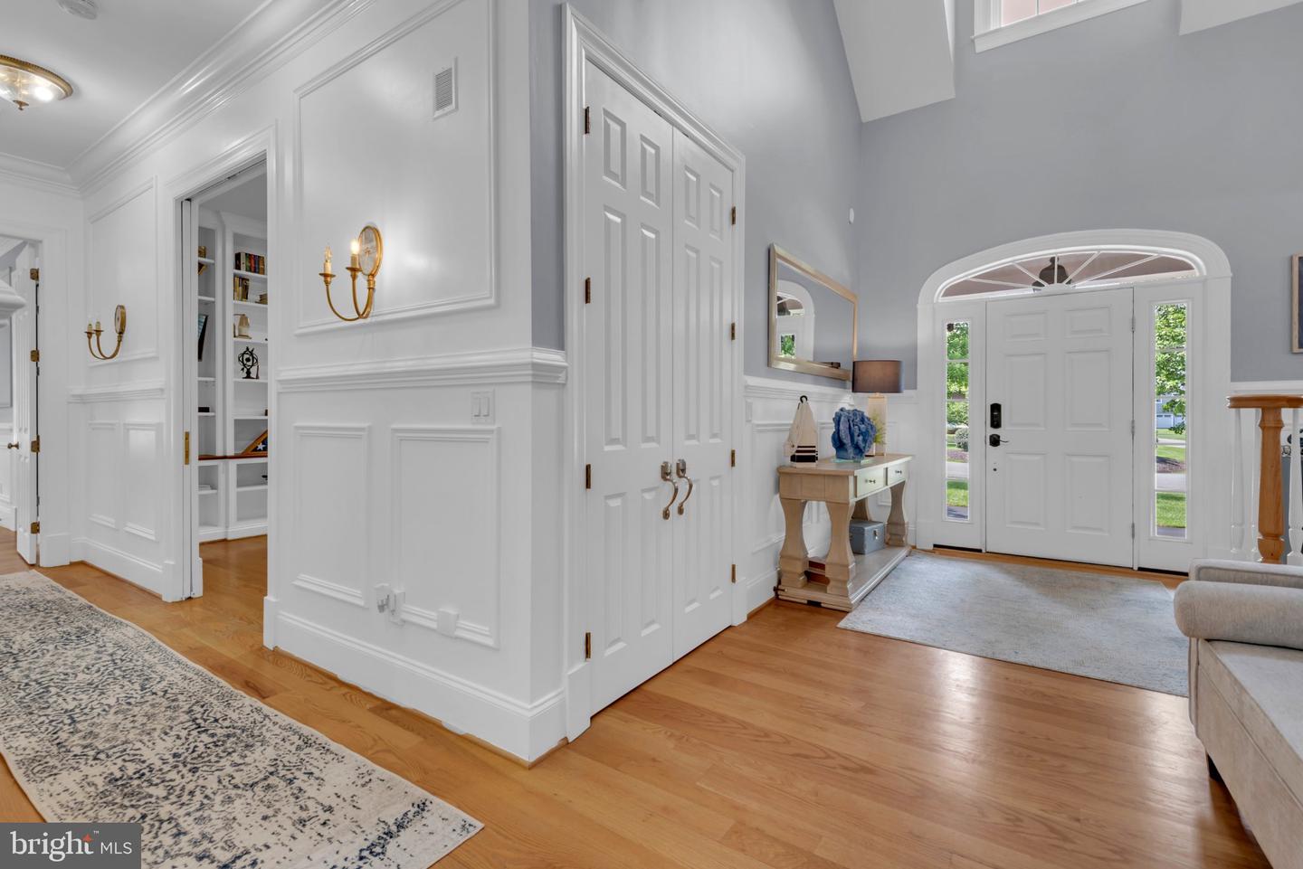 1011 Saint Anne Ln Property Photo 14
