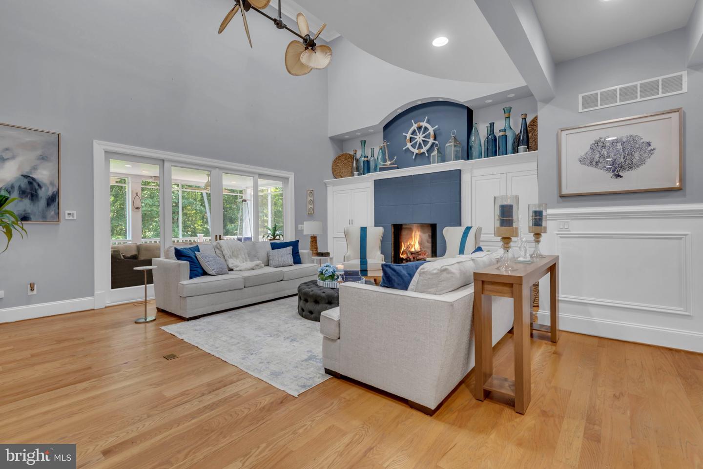 1011 Saint Anne Ln Property Photo 16