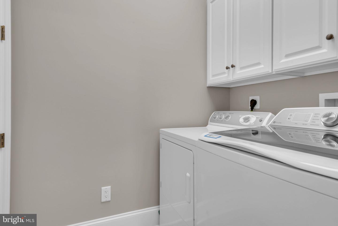 1011 Saint Anne Ln Property Photo 70