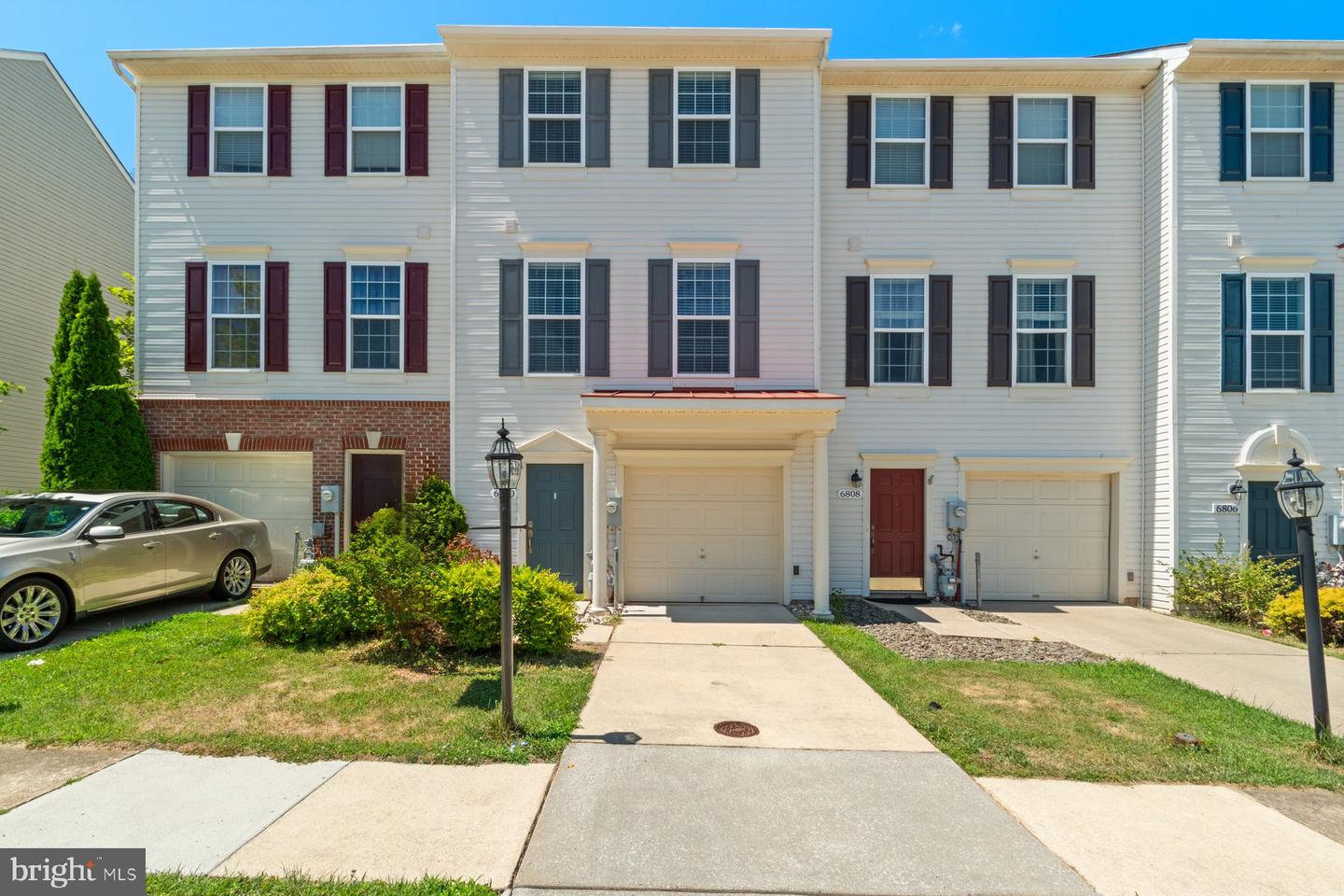 6810 Warfield St Property Photo 1