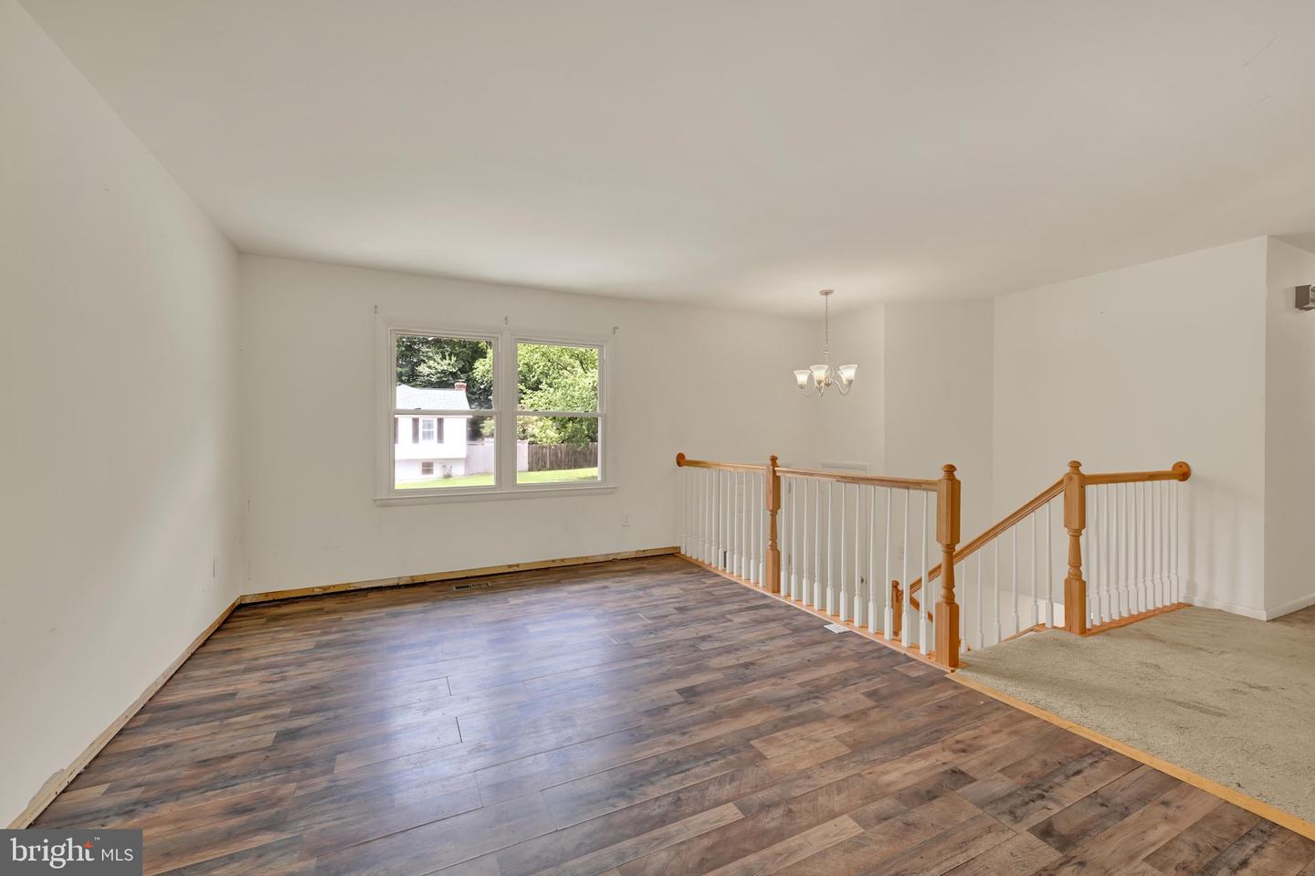 449 Cloverdale Cir Property Photo 6