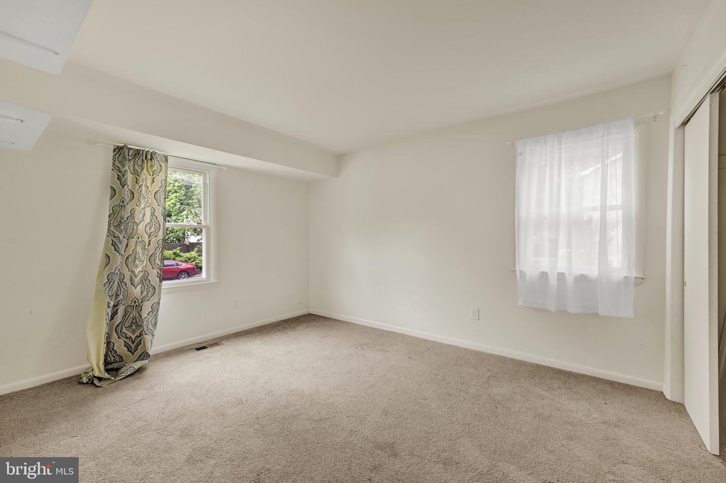 449 Cloverdale Cir Property Photo 16