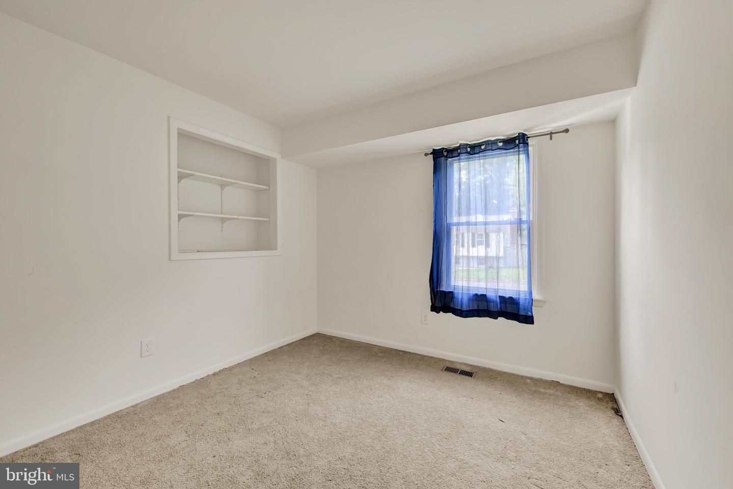 449 Cloverdale Cir Property Photo 17