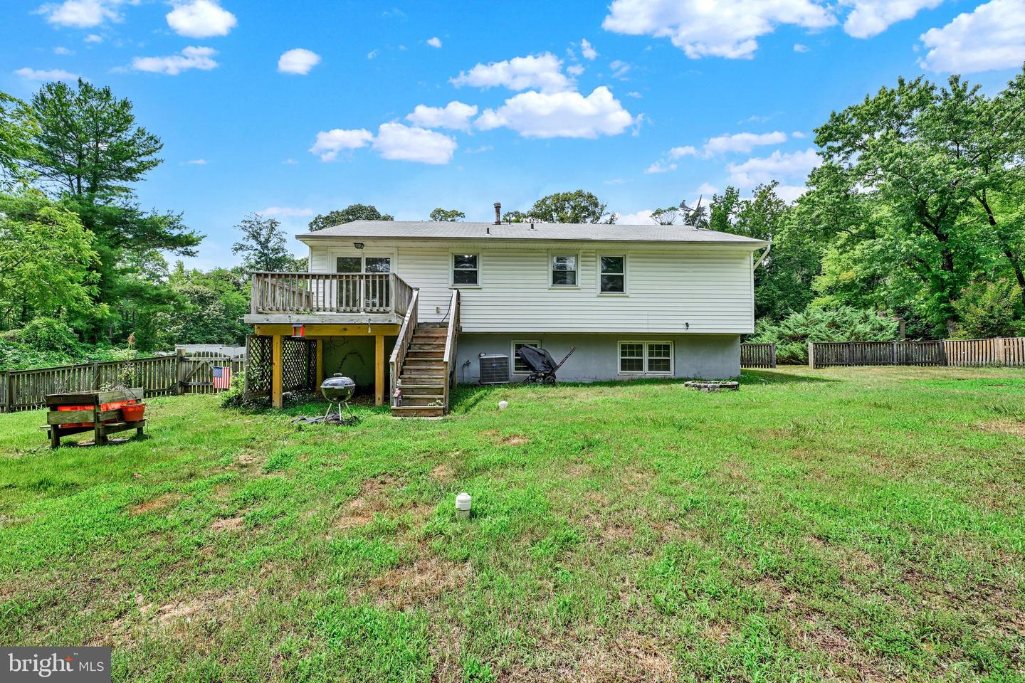 449 Cloverdale Cir Property Photo 22