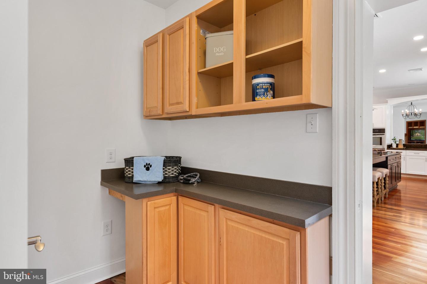 1621 Millersville Rd Property Photo 33