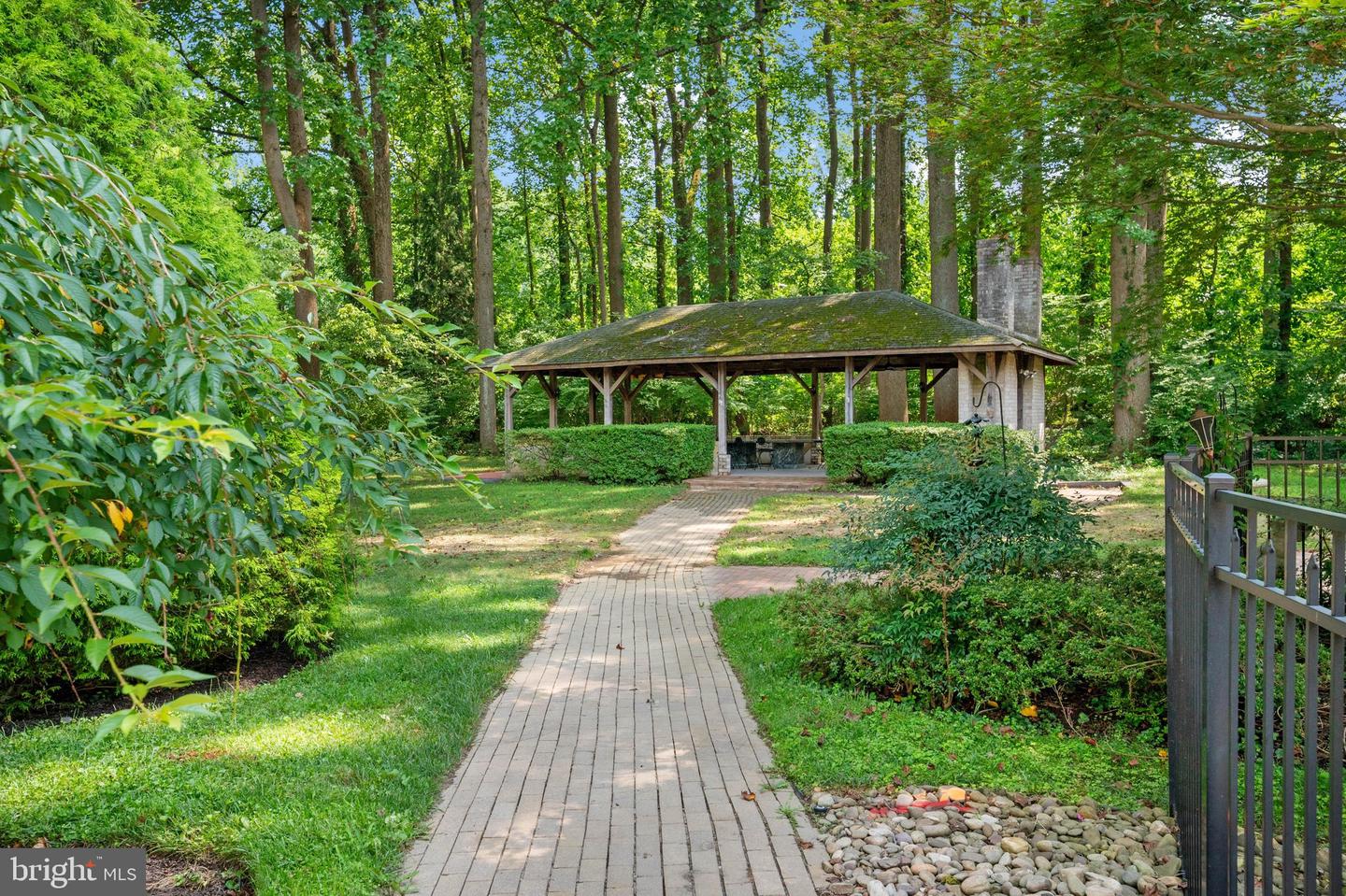 1621 Millersville Rd Property Photo 38