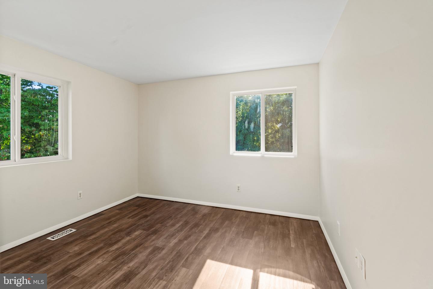 103 Evon Ct Property Photo 25