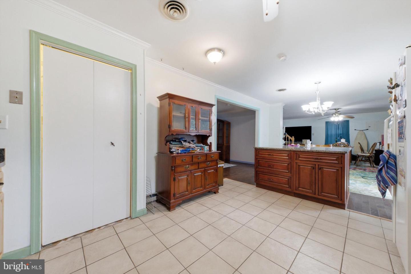 776 Evergreen Rd Property Photo 12
