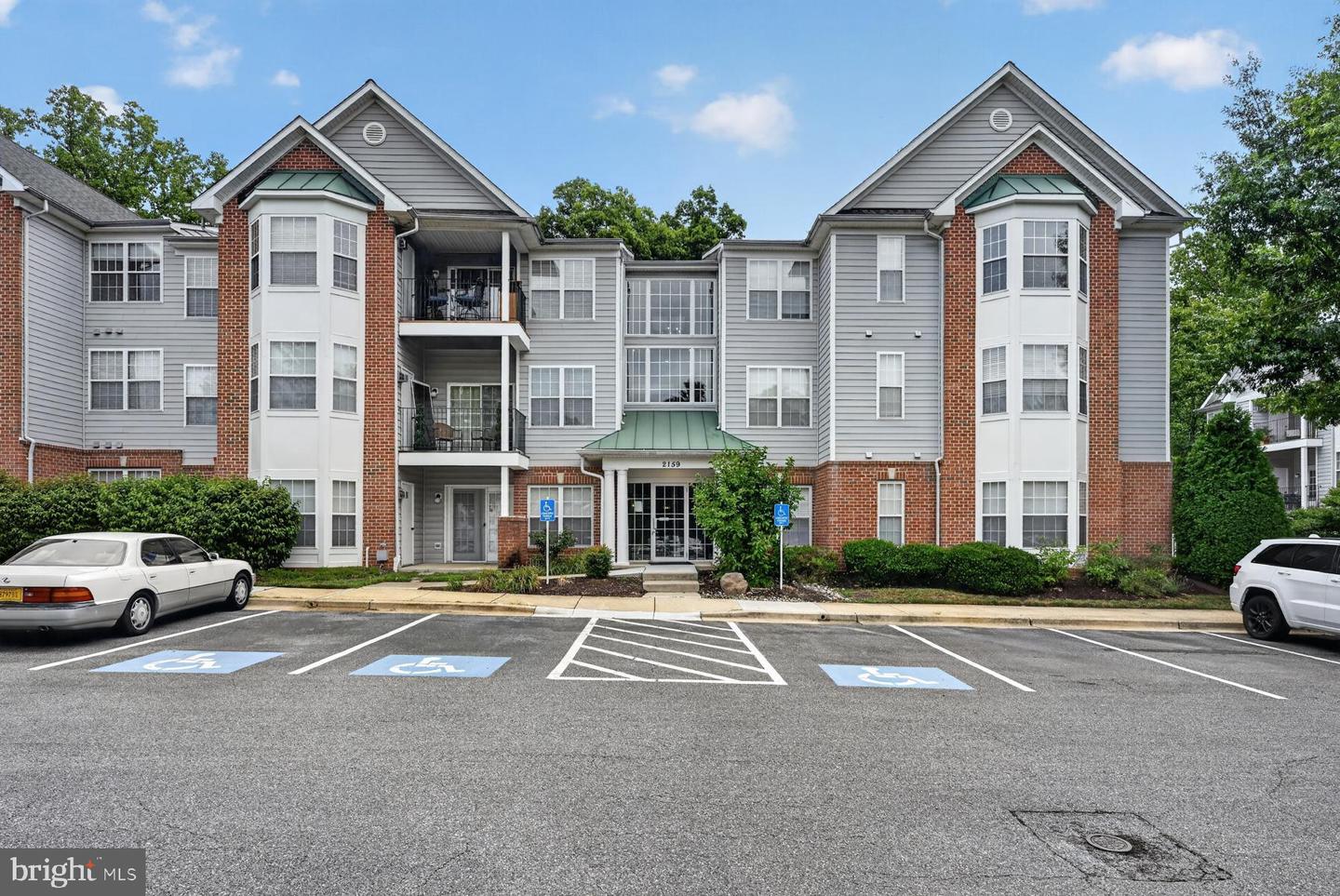 2159 SCOTTS CROSSING CT #1 Property Photo 1