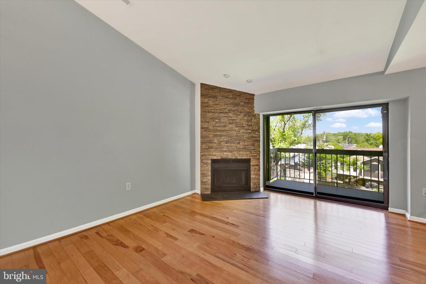 116 Mountain Rd #3c Property Photo 8
