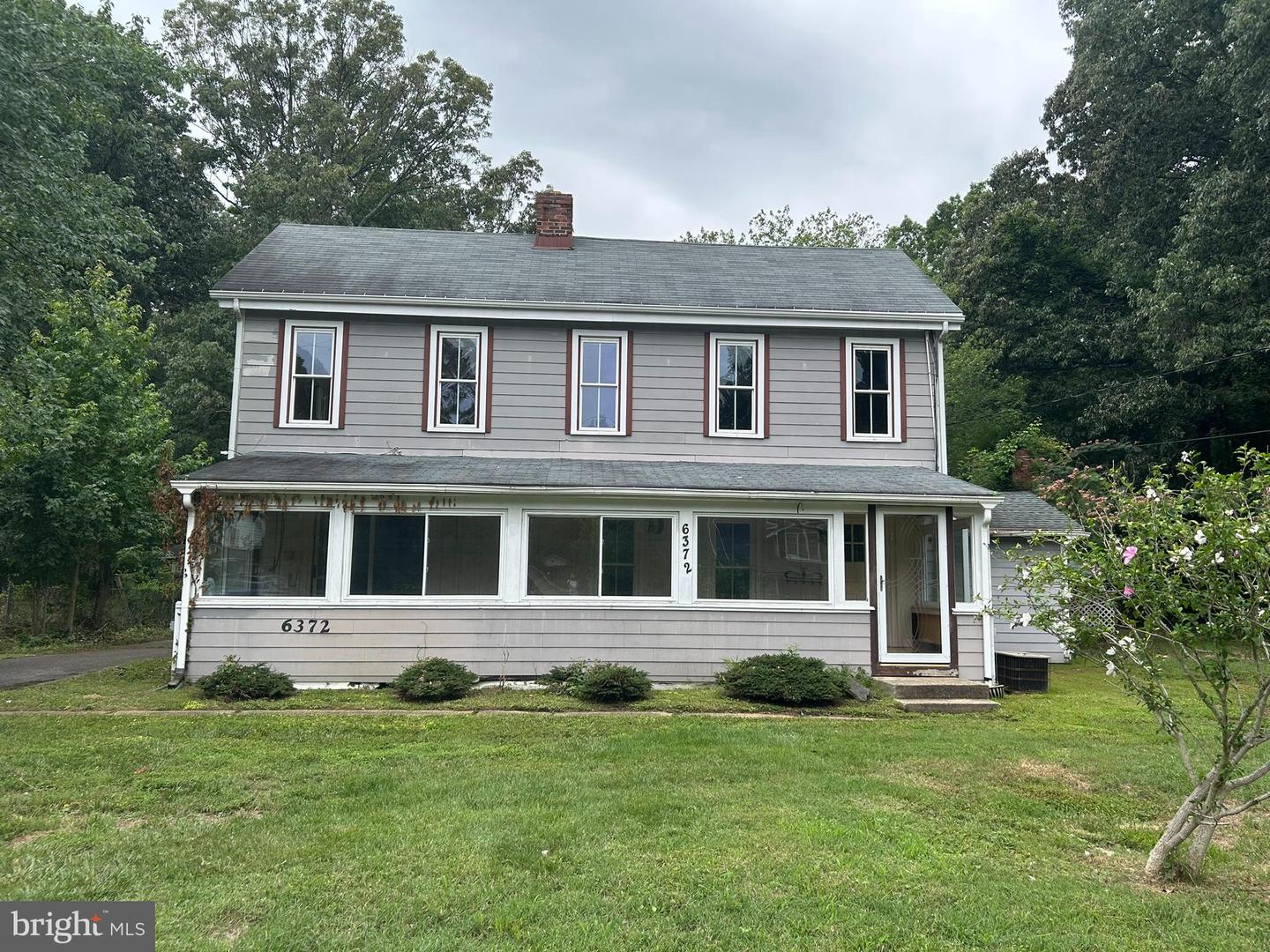 6372 Shady Side Rd W Property Photo 1