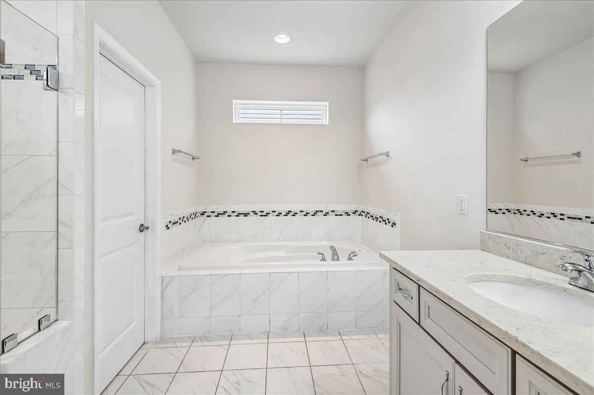 2726 Sand Lens Dr Property Photo 22
