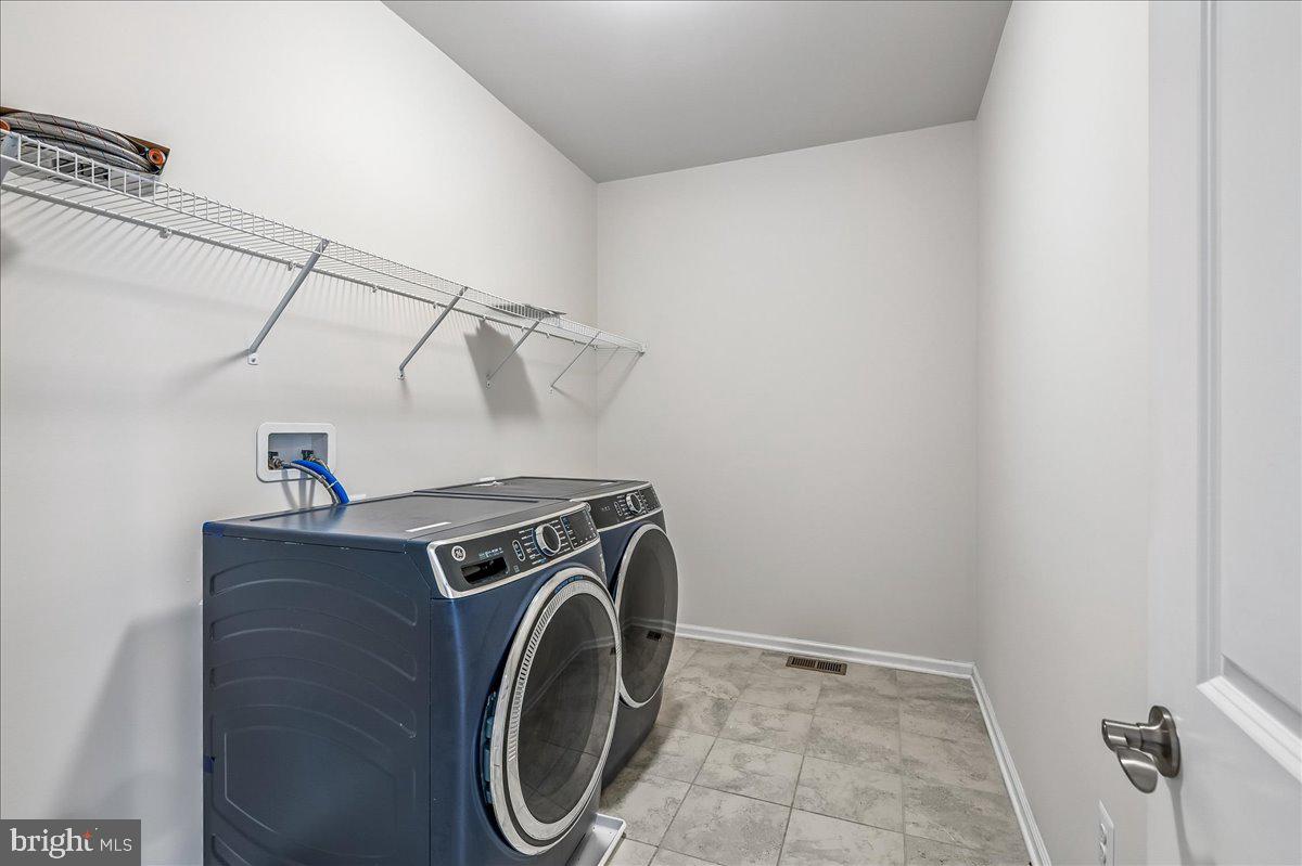 2726 Sand Lens Dr Property Photo 30