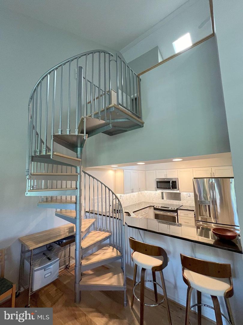 1129 Lake Heron Dr #3a Property Photo 6