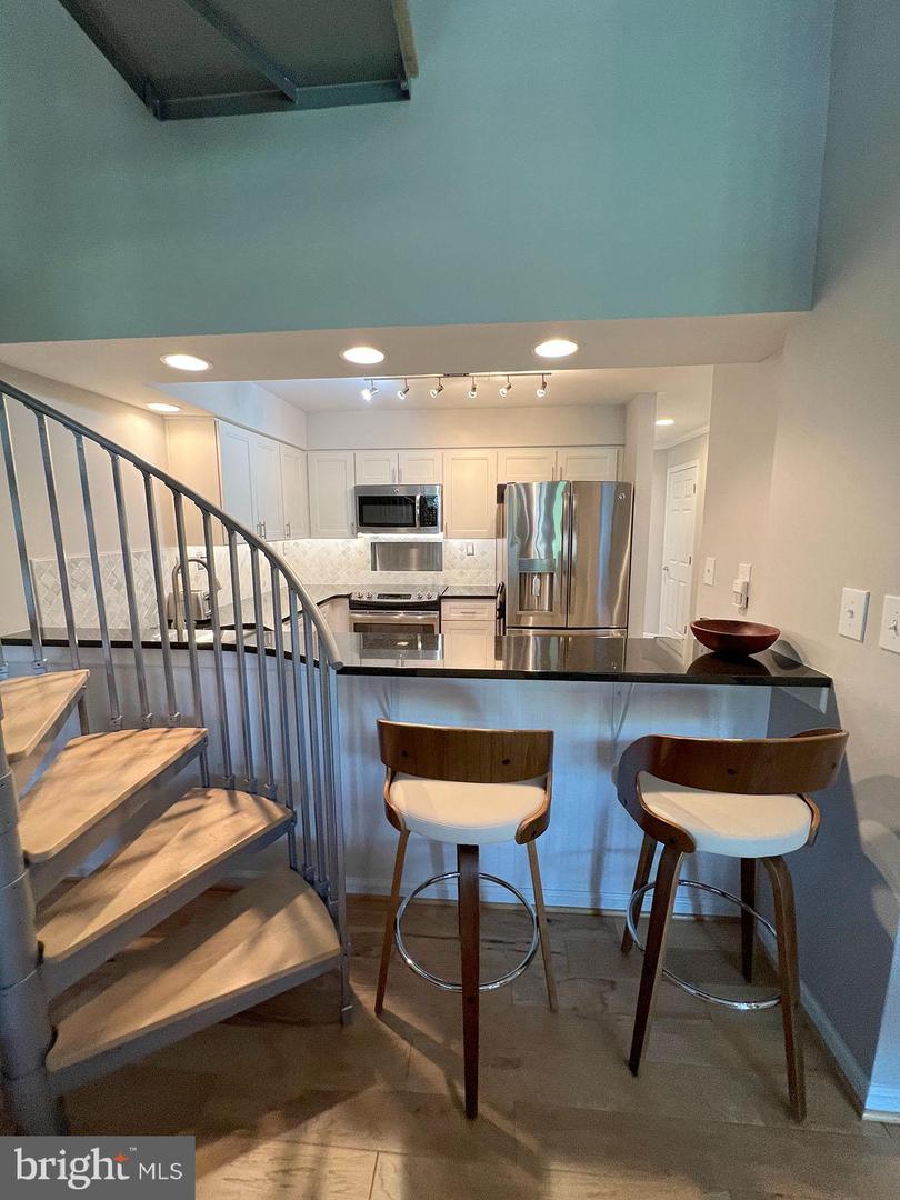 1129 Lake Heron Dr #3a Property Photo 10