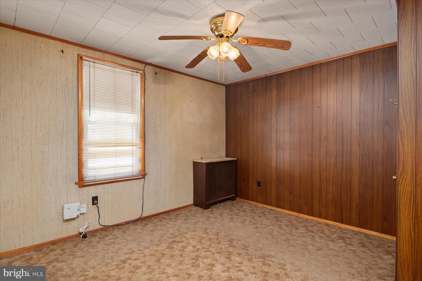 212 Charles St Property Photo 12